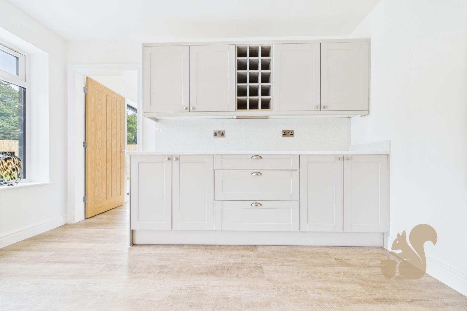 Side Kitchen - Semper House.jpg